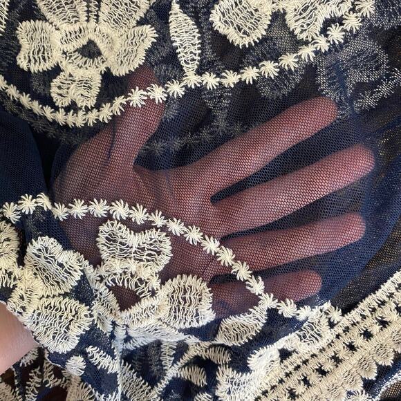 Janice Apparel NWT Vintage Style Navy Blue Embroidered Lace Kimono OS Boho - Picture 10 of 10